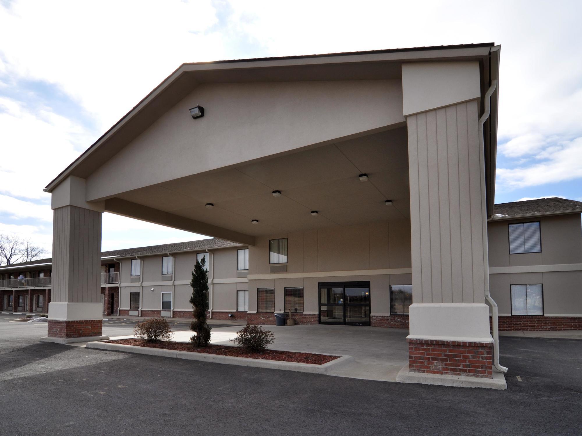 Econo Lodge Inn & Suites Greenbrier Luaran gambar