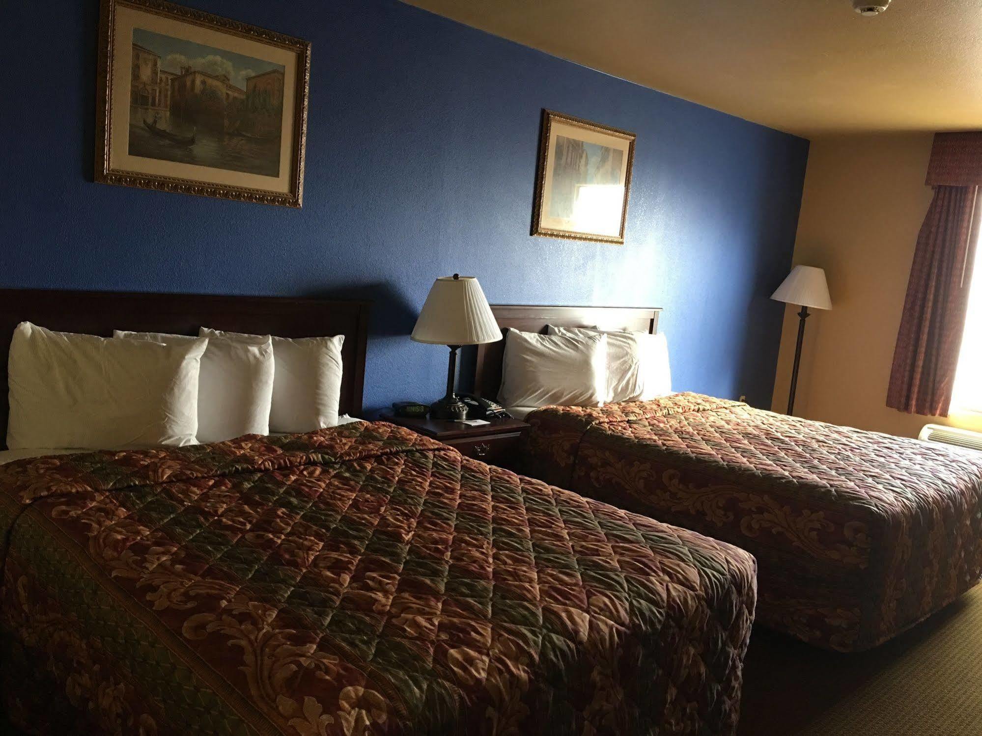 Econo Lodge Inn & Suites Greenbrier Luaran gambar