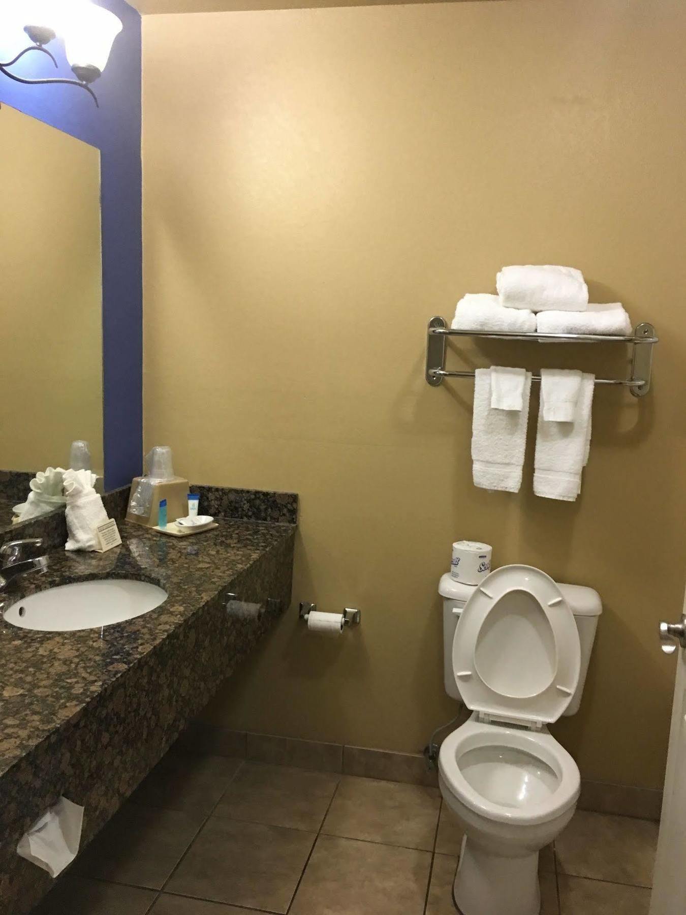 Econo Lodge Inn & Suites Greenbrier Luaran gambar