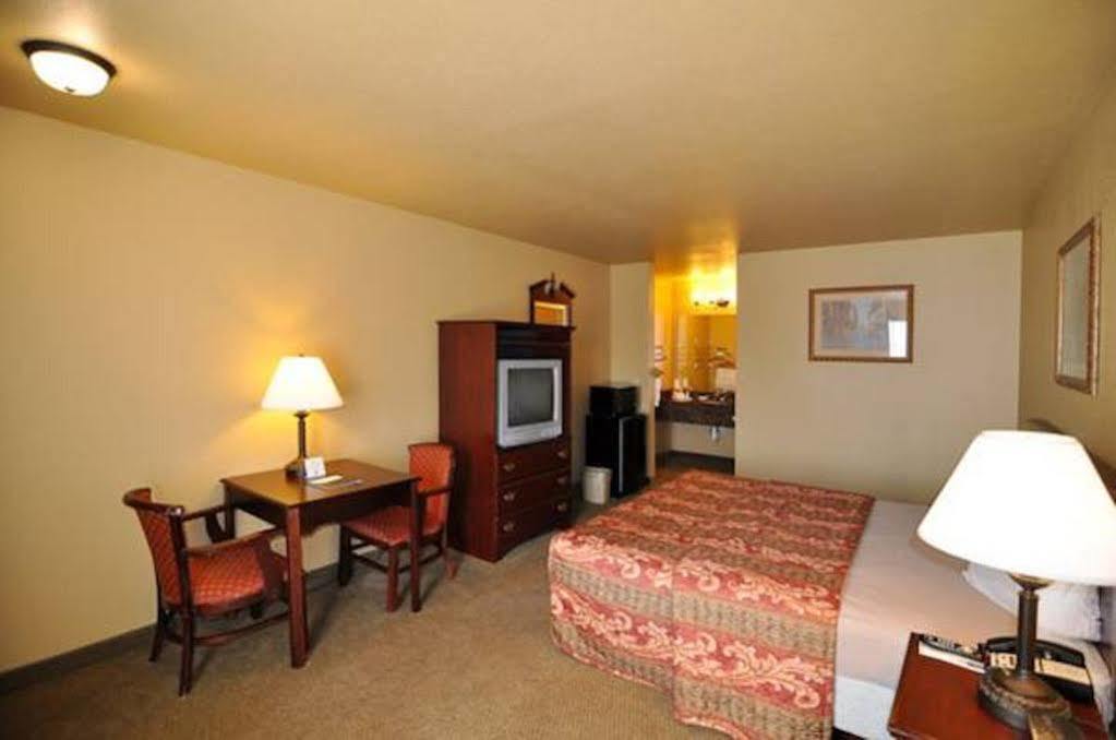 Econo Lodge Inn & Suites Greenbrier Luaran gambar